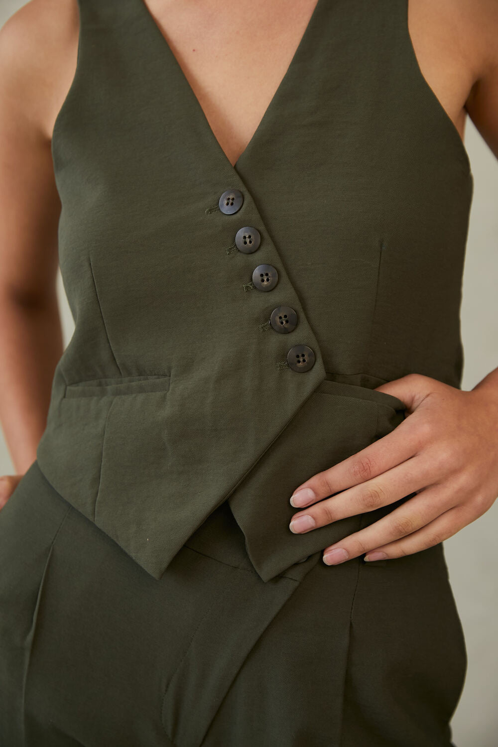 Vest Amaya by Alma Bianca
