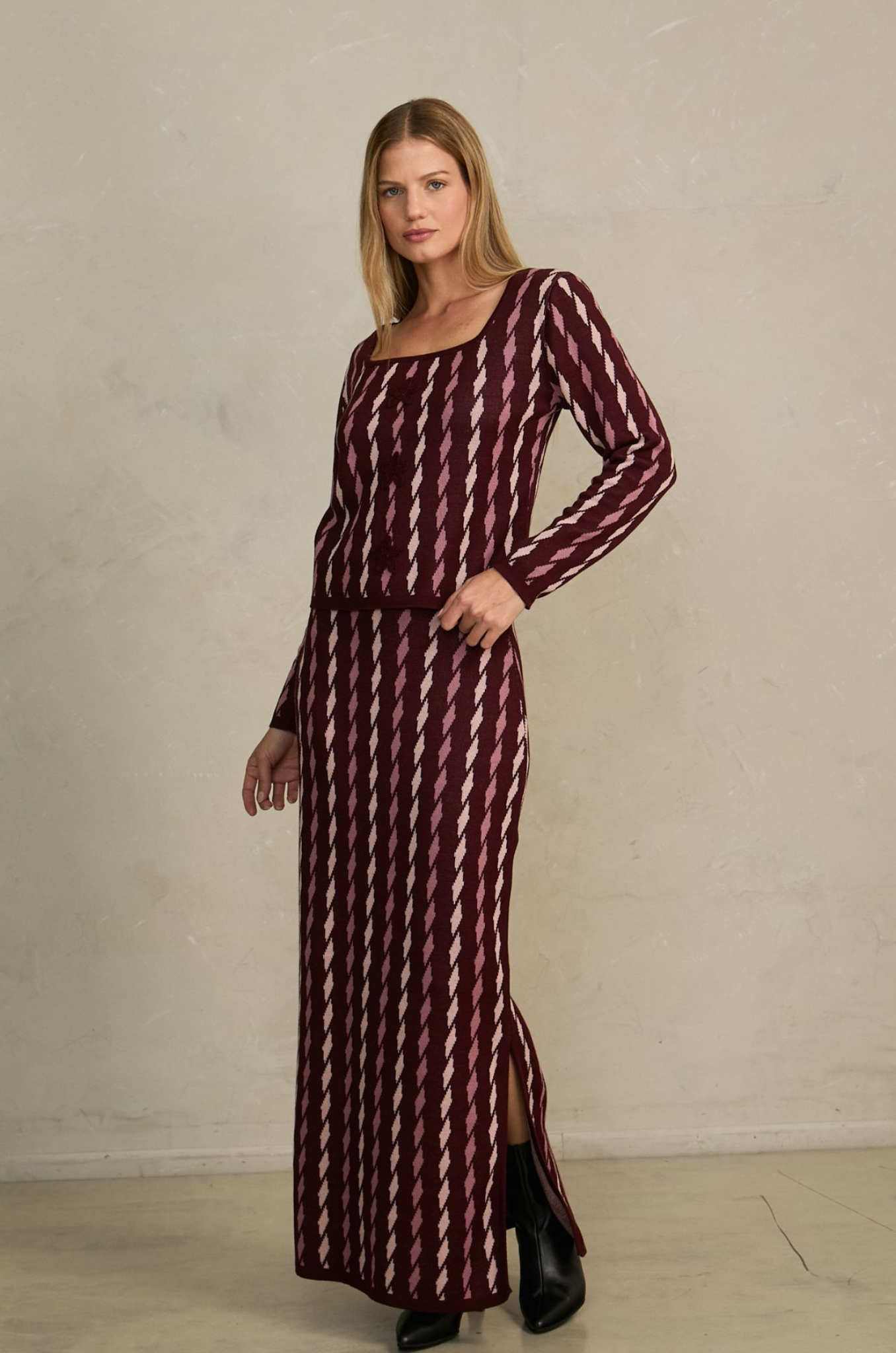 Noemi Skirt Cherry