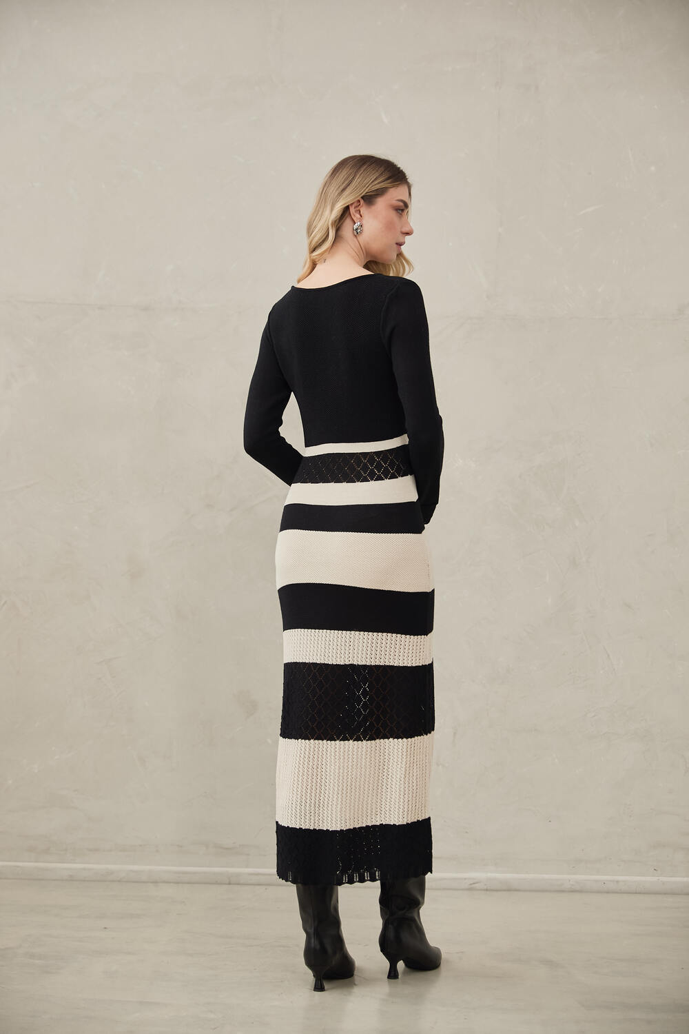 Knitted Dress Gaia by Alma Bianca