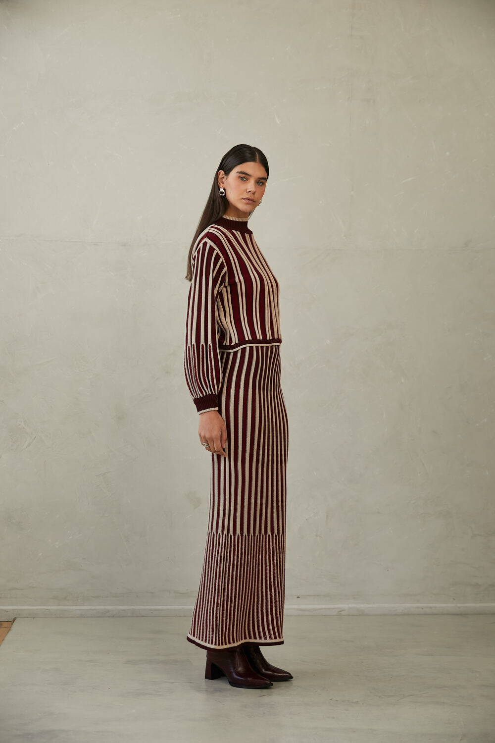 Knitted Long Skirt Elene by Alma Bianca