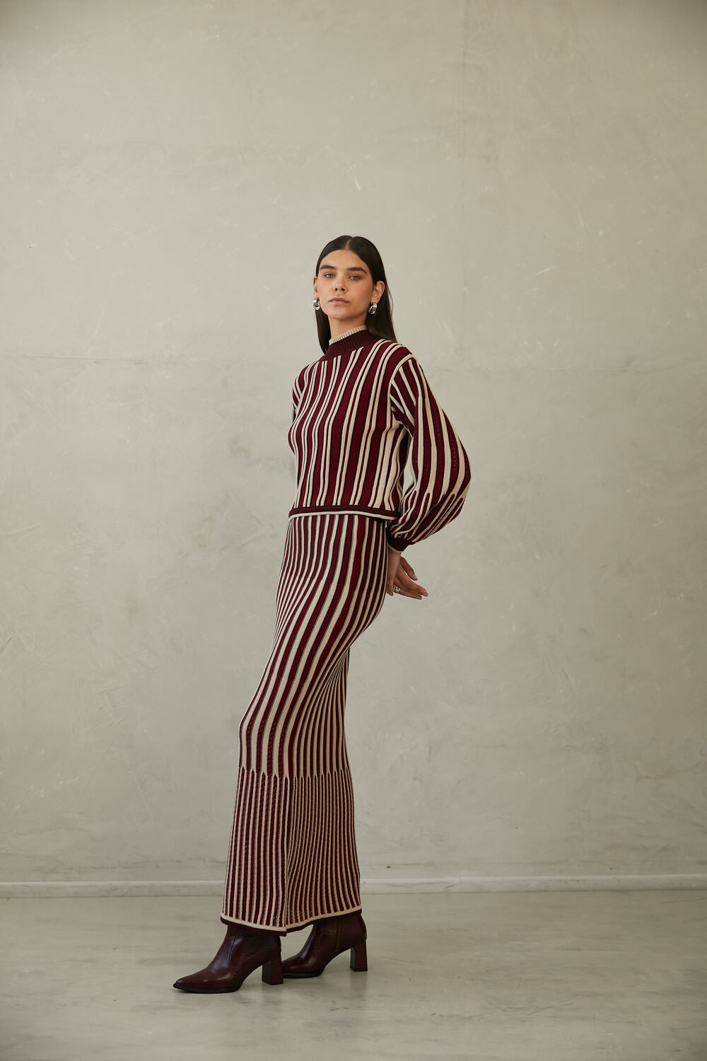 Knitted Long Skirt Elene by Alma Bianca