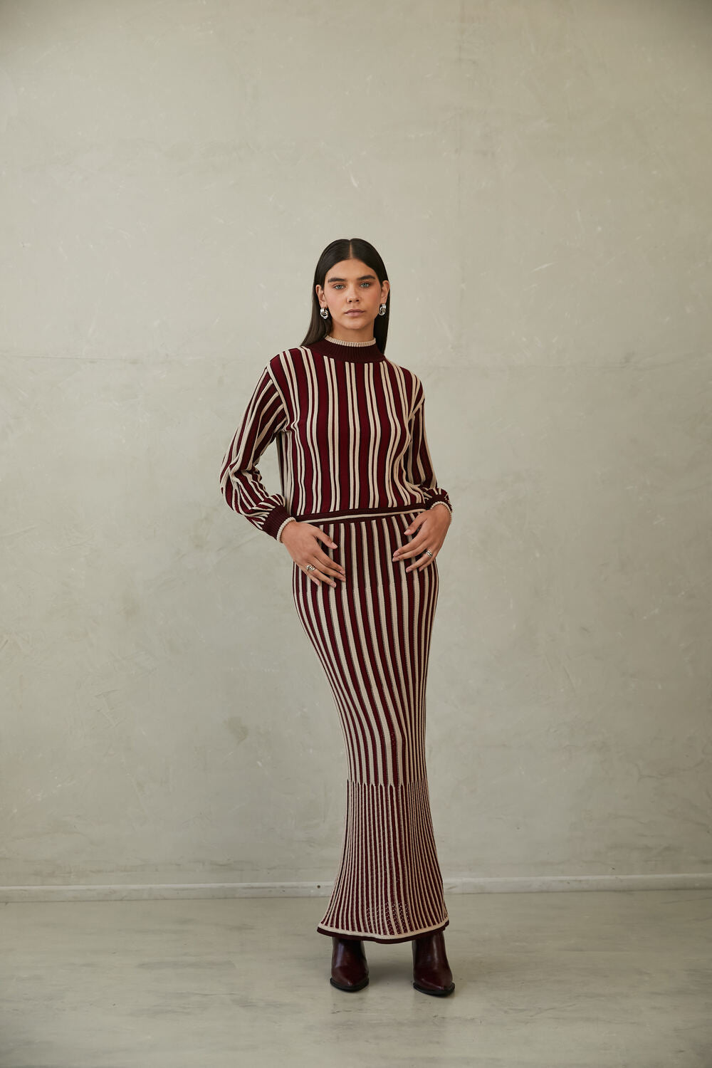 Knitted Long Skirt Elene by Alma Bianca