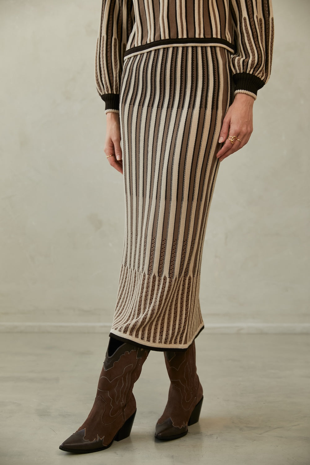 Knitted Skirt Elene by Alma Bianca